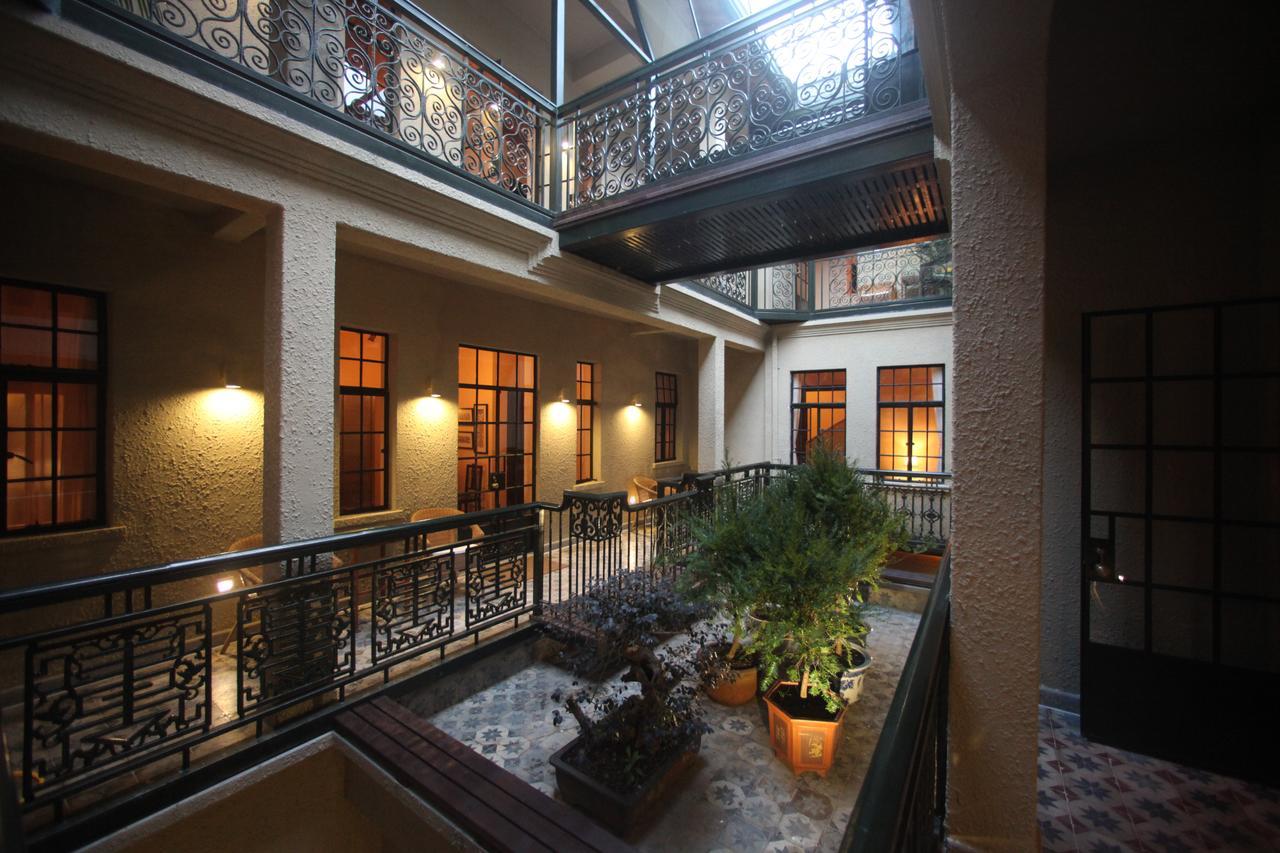 Yi (Anhui) Imperial Guard Boutique Hotel御前侍卫艺术精品酒店 מראה חיצוני תמונה