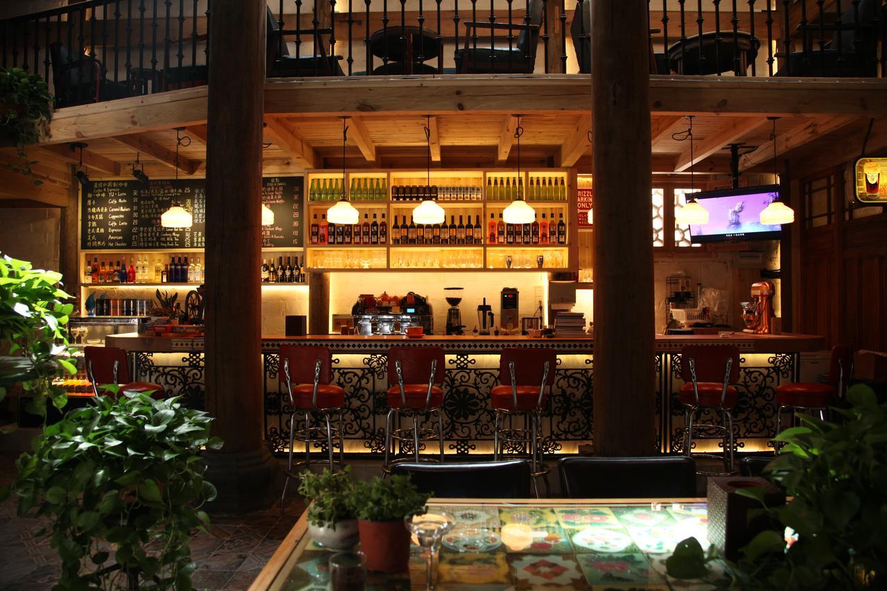 Yi (Anhui) Imperial Guard Boutique Hotel御前侍卫艺术精品酒店 מראה חיצוני תמונה