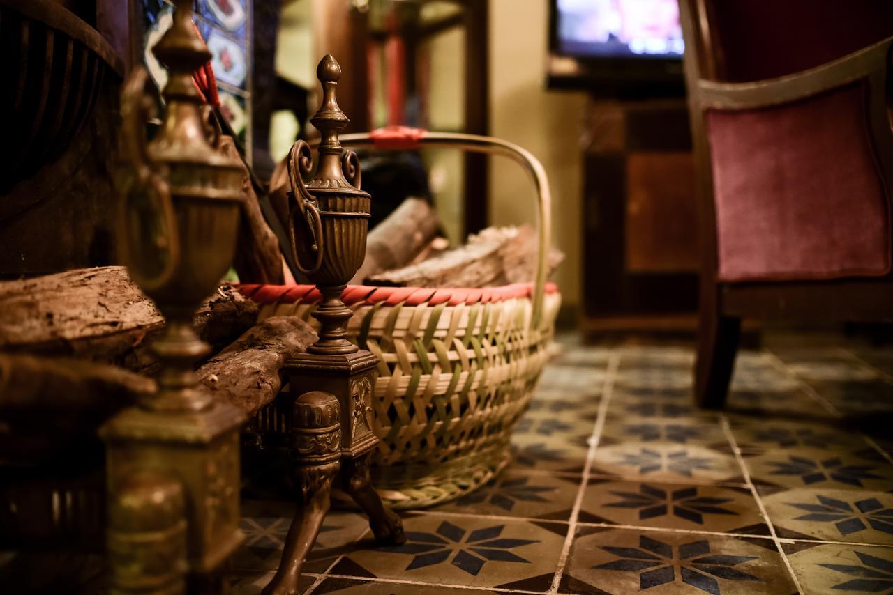 Yi (Anhui) Imperial Guard Boutique Hotel御前侍卫艺术精品酒店 מראה חיצוני תמונה
